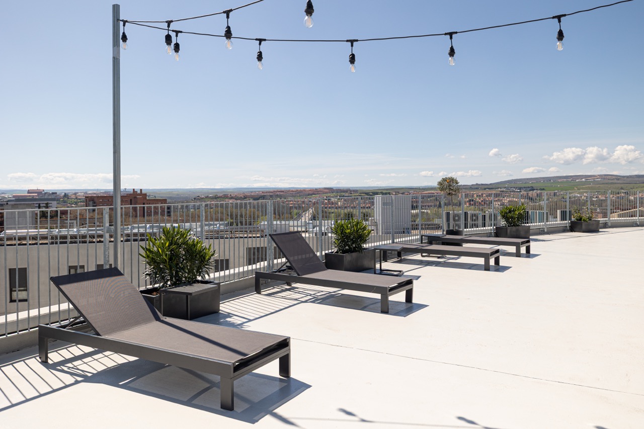 nera living location image