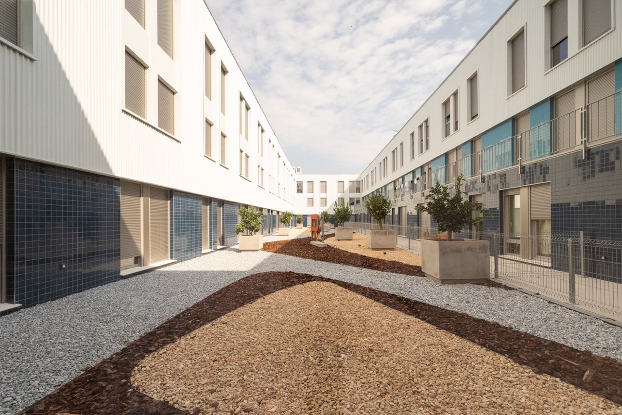 nera living location image