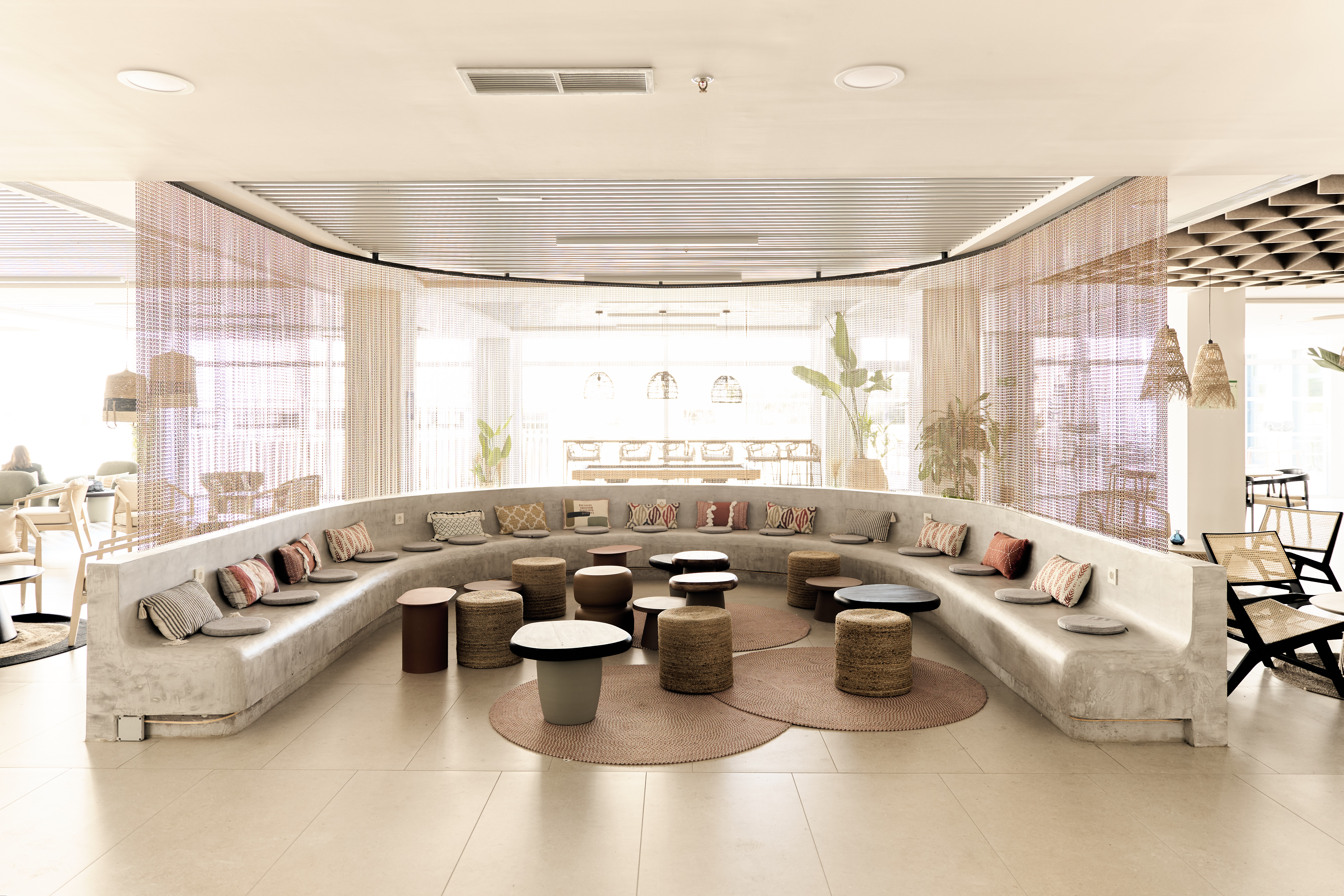 nera living location image